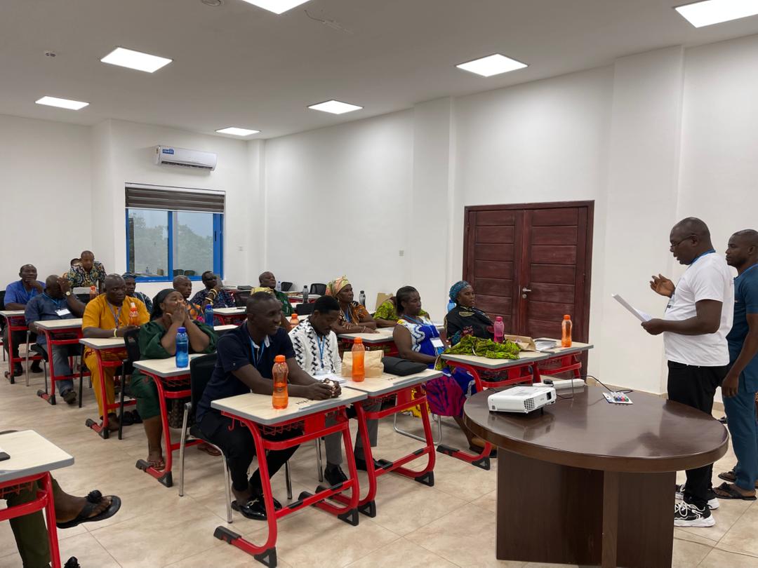 Fisherfolk trained on Ghana's New Fisheries and Aquaculture Act (Dr. Isaac Okyere teaching)
